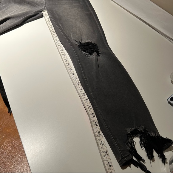 L'AGENCE, Vintage Grey, "Destruct", High Line, Skinny, High Rise, Size 26 - Picture 11 of 12